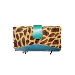 NWT Mari Giraffe Cowhide Print Wallet